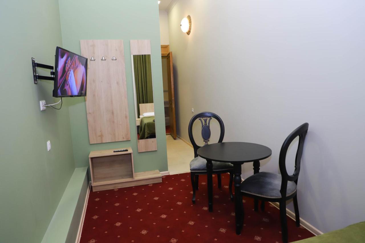 Araks Hotel Complex Gyumri ภายนอก รูปภาพ