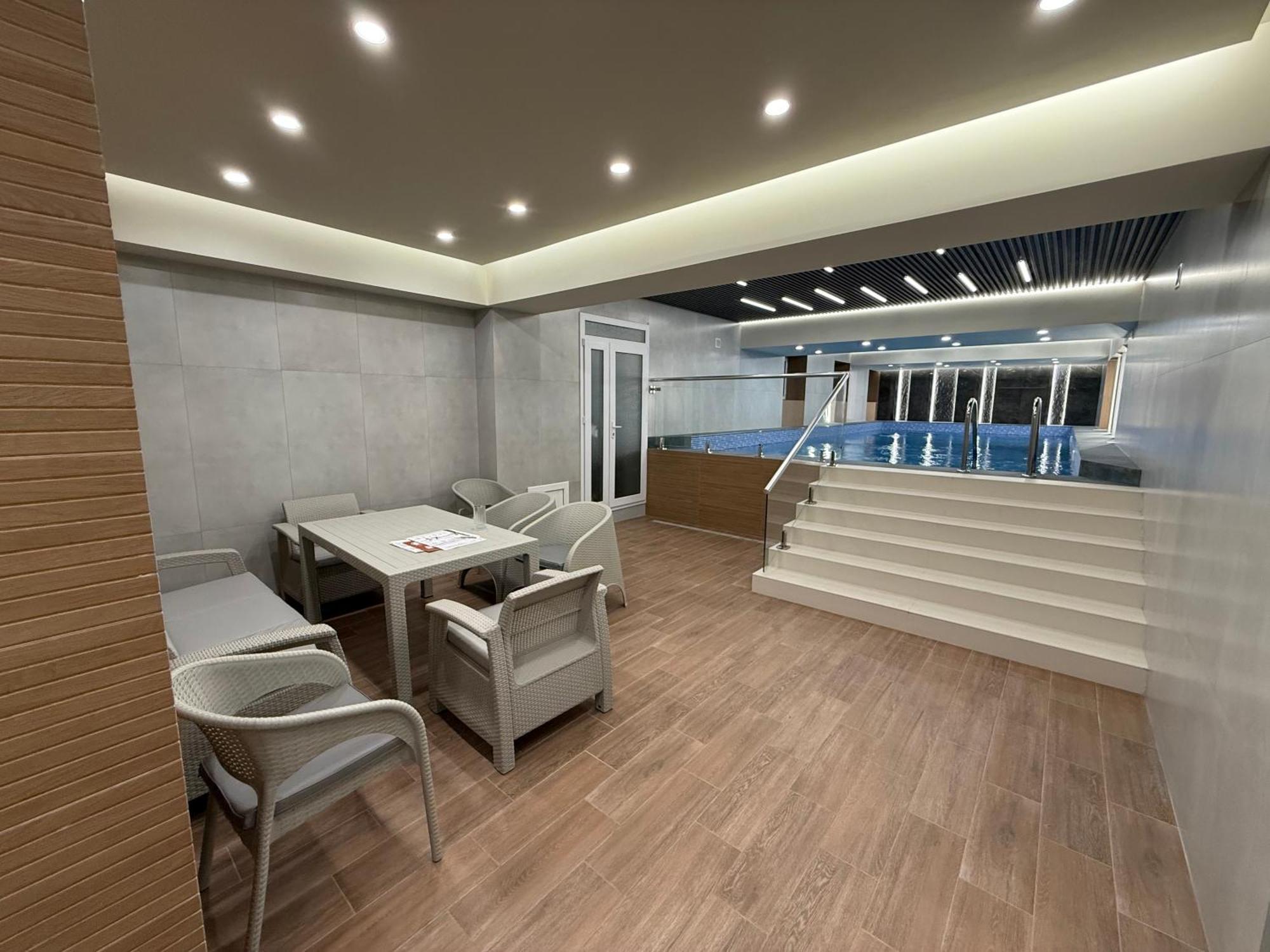Araks Hotel Complex Gyumri ภายนอก รูปภาพ